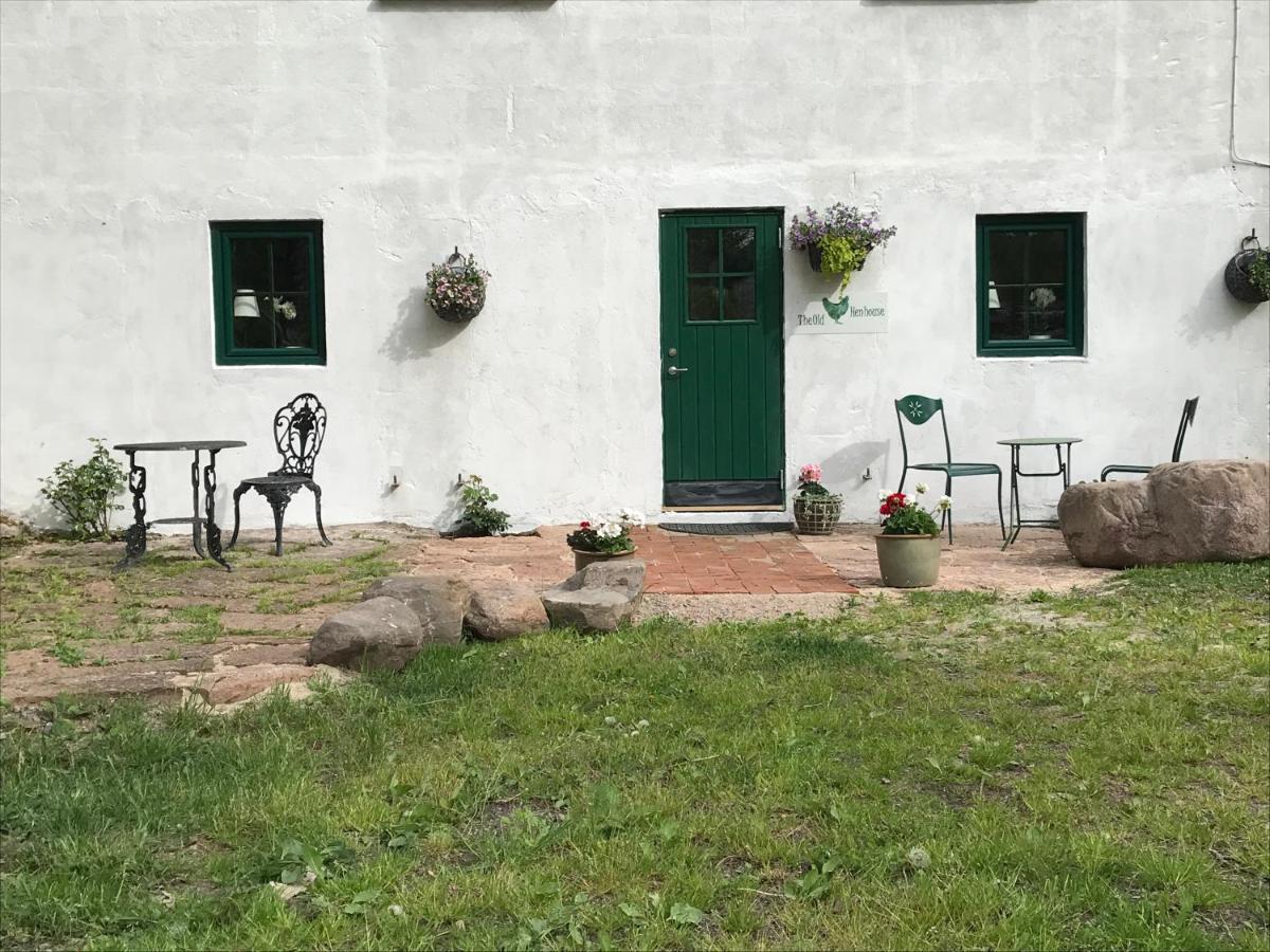 The Old Henhouse Bed & Breakfast Tollarp Eksteriør bilde